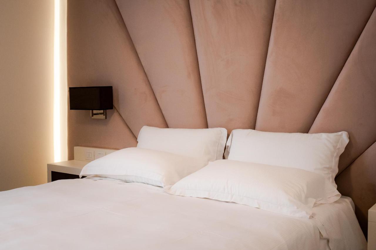 M2 Hotel Campi Bisenzio Bagian luar foto